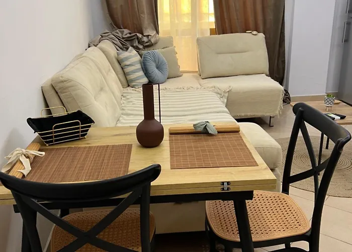 Og Apartment Golem (Tirana)