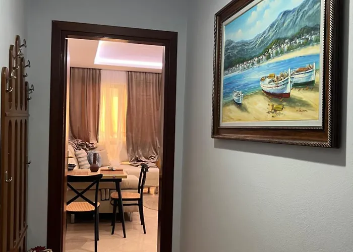 Apartment Og Golem (Tirana)